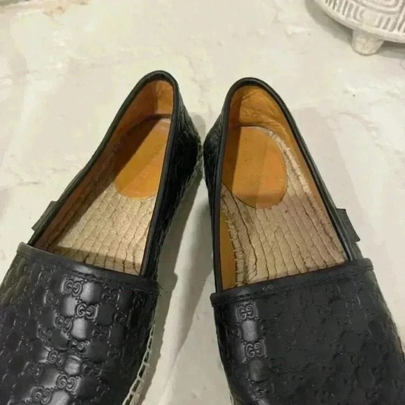 Authentic GUCCI Black Microguccissima Leather Slip On Espadrille Flats Size 35.5 - Picture 8 of 9